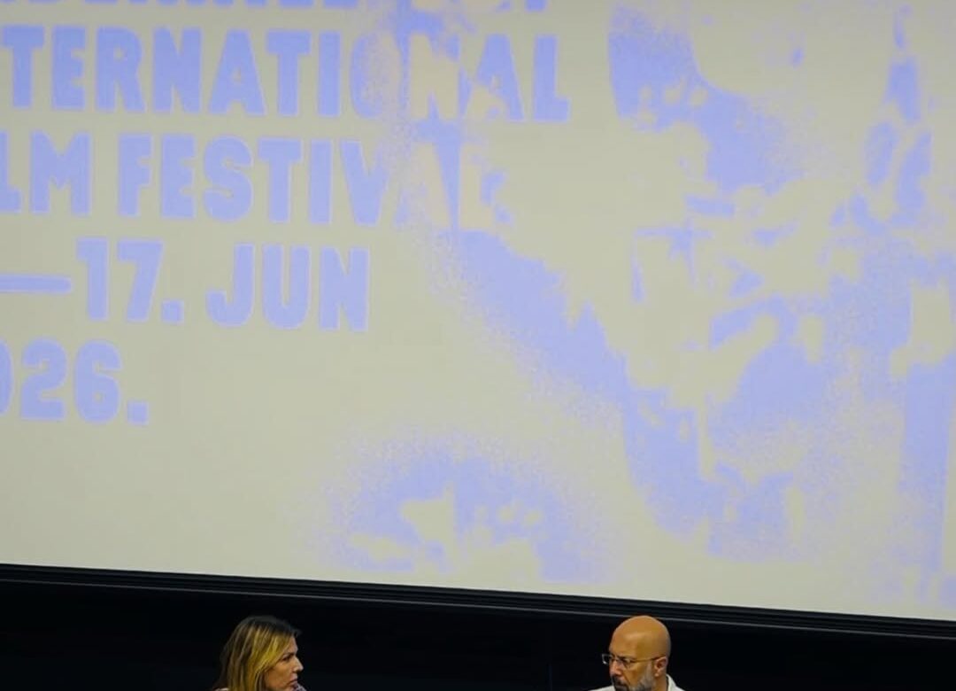 Treći dan programa “U fokusu”, koji realizuju UnderhillFest i Centar za ženska prava⁠, bio je posvećen filmu “Zajednički život, malo sjutra!” u režiji Amber Fares